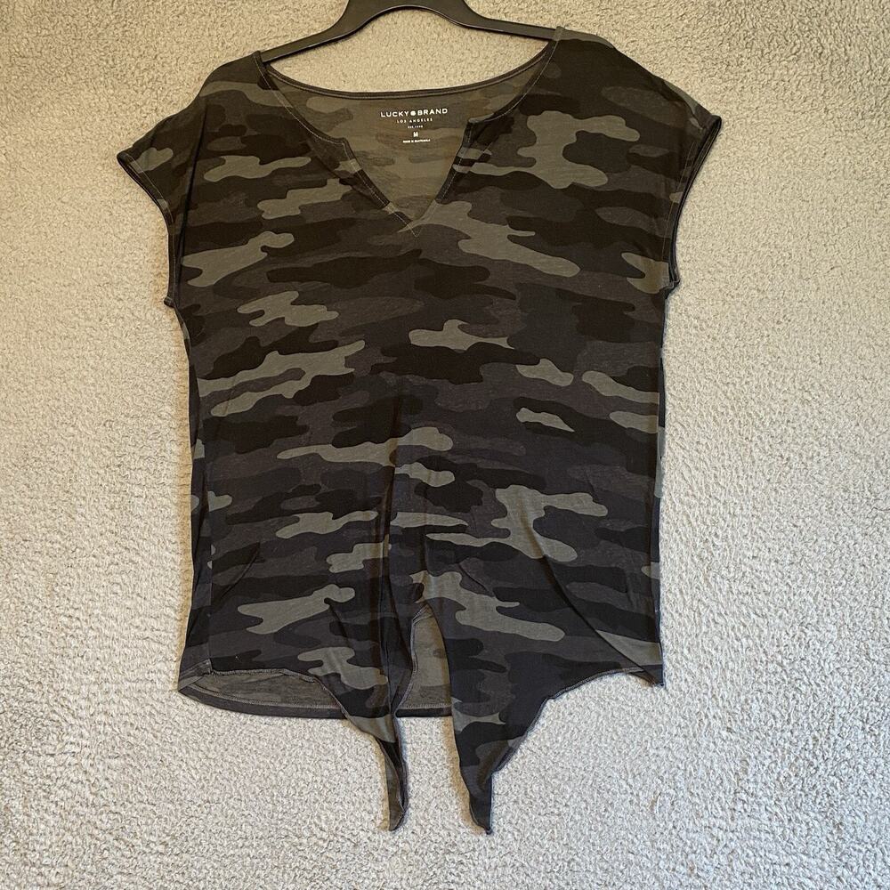 Lucky Brand Shirt Womens Medium Camouflage Woodland Camo Blouse Outdoors